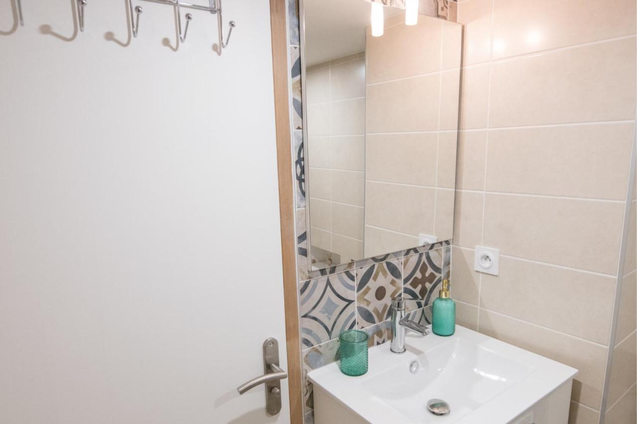 Kasa Home - Calme, Cosy, Wifi & Netflix Saint-Martin-la-Plaine Luaran gambar